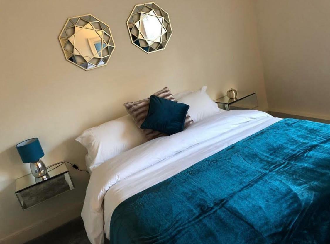 Saffron Suite And Kitchen サフロン・ワルデン エクステリア 写真